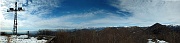 63 Panoramica verso ovest dall'anticima alla cima del Podona